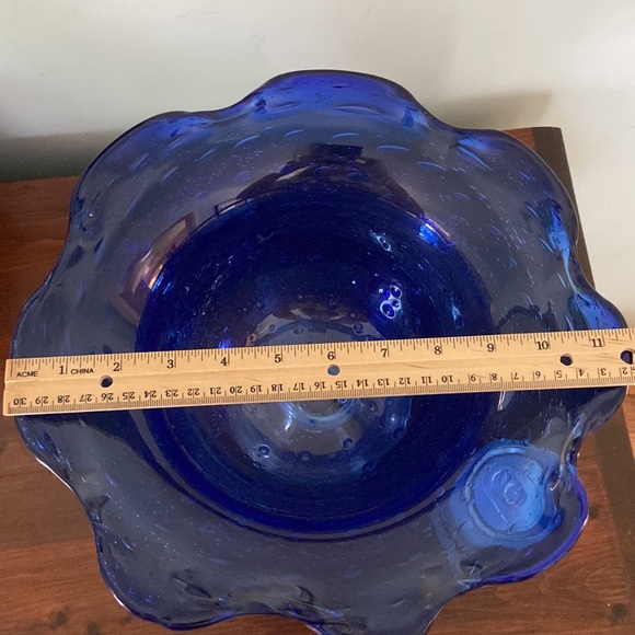 Large cobalt blue glass pedestal bowl - Picture 8 of 8